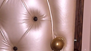 My Friend Comes to My House but I Can't Resist Seeing Her in the Bathroom Like This