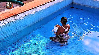 Hot Fuck in the Pool