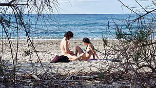 Beach sex between two passionate lovers. - Squirt at min7.40 and 13.25 - - Video shot with my new telephoto lens