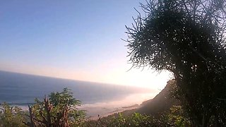 Big ass Thai amateur GF beach visit and homemade sex tape