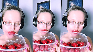 Asmr Strawberry Eating - Asmr, Eye Glasses, Gianess, Lipstick, Big Lips, Mough, Food, Face Fetish, Long Nails