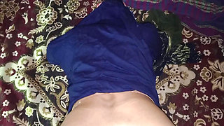 sexy Indian maid sucks cock in all Hindi audio Amrita bhabhi.