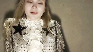 Fucking Myself with a Dildo in a Public Toilet of a Shopping Center. Orgasm with Squirt Could Not Resist.