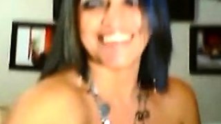 Venezuelan Latina Shows Off Her Amazing Ass on Webcam