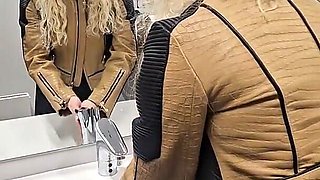 Public Toilet Piss Explosion