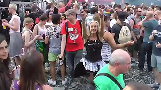 Flashing and Fucking In Public: Big Ass, Blowjob  Amateur Porn