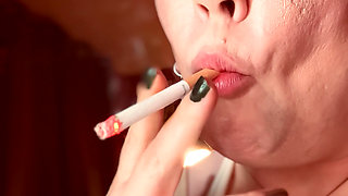 A Quick Cigarette With BBW Tina Snua - Speed Smoking Snap Inhales OMI OME Drifting Drifts