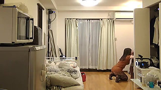 Lending Out a Temptress Who Loves to Take Control