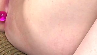 Allison Bloom Gets off with Anal Beads