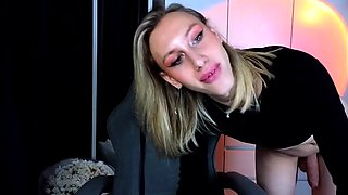 Solo webcam tranny masturbation