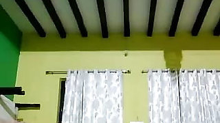 Tremendous sex with bhabhi in Hindi video