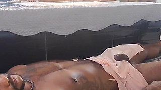 She Pretended Not to See Him Lying to Me but Realized That She Was Masturbating Out of Horny