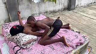 Outside Makes The Mood Lite