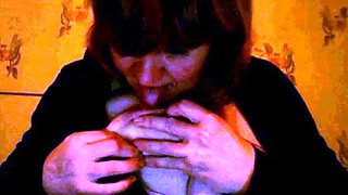 Mature Russian Amateur Irina Shows Off on Webcam