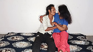 Indian MILF with Perfect Round Ass and Boobs Giving Blowjob and Rides Cock Until Creampie