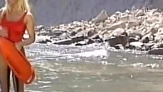 Wonderful Lifeguard Fucked and Cummed in Mouth by Huge Vintage Cock in Pool