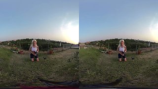 The Amazing Livi T. Shows You Her Hot Body - RedStarBerlinVR