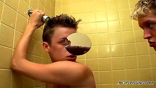 Tub Piss 3way! - Kayden Daniels, Ryan Conners  Ayden James