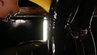 Latex size queen fucks slutty sub