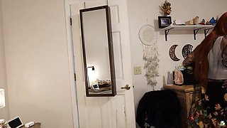 Pregnant Redhead MILF Masturbating