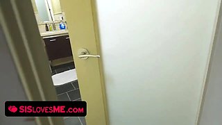 Sis Loves Me - pervert brutha offers massage to his fantastic stepsis, so he can rub her sexy figure