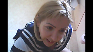 Love to Pee and Farts! See How I Lick My Gold Water
