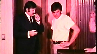 Pulled amateurs close up car sex