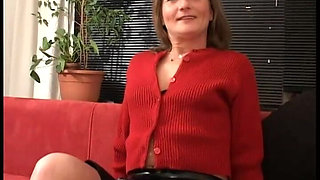 Real Horny Housewife Does It with Several Dildos