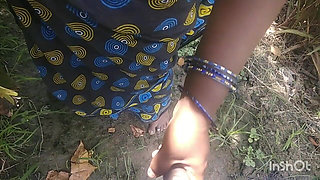 Indian Tamil Priyanka Housewife Outdoor Sex