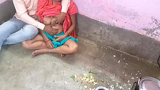 Indian sexy hot aunty