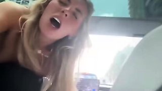 British Slut Gets Caught Cumming In Public Car Sex - Bonnie