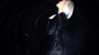 Amateur milf flashing her big boobs in a public place