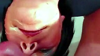 German Amateur's Latex Slave Webcam Show in Heels