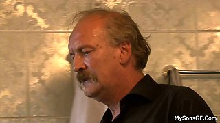 Man finds old dad and teen GF cheating