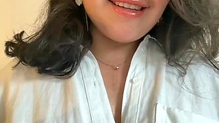 Hispanic milf shares sensual nude dance striptease