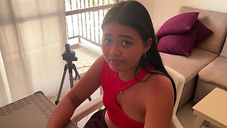 Stepsister Doesn't Want to Do Her Diet and Eats Her Stepbrother's Cock with a Little Dessert