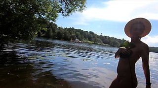 Exhibitionist Blonde Walks on Moscow River Nudist Beach
