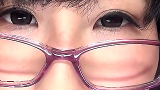 The Juicy Lips of Yua Hidaka, Turned Into an Office Lady