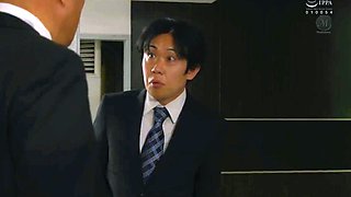 Married Secretary, Sweat And Kissing In The CEO's Office -