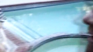 Well-proportioned floozy at mom xxx