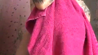 Do You Like How I Bathe My Giant Belly