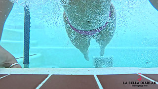 Relaxing MILF Jacuzzi Soak with Lofi Melodies