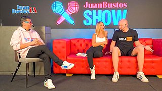 Blondes Big Ass Deepthroats Soccer Stars 24cm Cock in Public