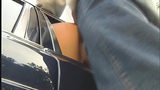 Its Great To Fuck Someone In The Asshole And Give A Blowjob At The Same Time In The Car