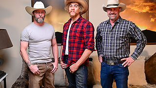 Three Good Old Boys Penetrate Cowgirl in Hat and Boots on Couch
