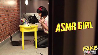 Lady and Michael's squelching pussy porn