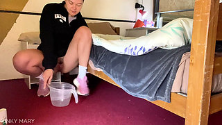 I Pissed a Full Jug in My Bedroom with My Hoodie Still on