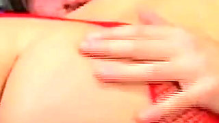 Big ass chick in threesome trouble