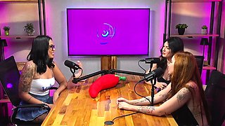 Hot Hosts Eat Out Curvy Busty Brunette Guest On Set