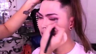 Asian Princess: Emo Crossdresser's Vintage Webcam Show